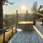 Stunning In Austbygda With Wifi * Austbygdi