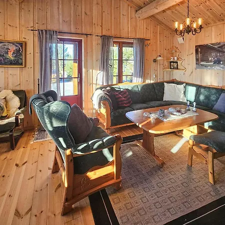 Stunning In Austbygda With Wifi Feriehus Lurasgrendi