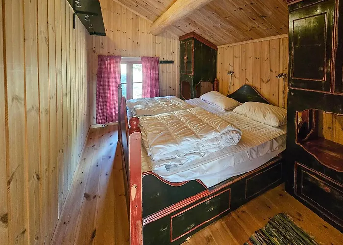 Stunning In Austbygda With Wifi *