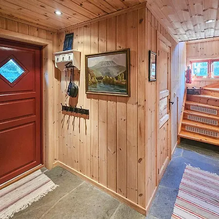 Prázdninový dům Stunning In Austbygda With Wifi *